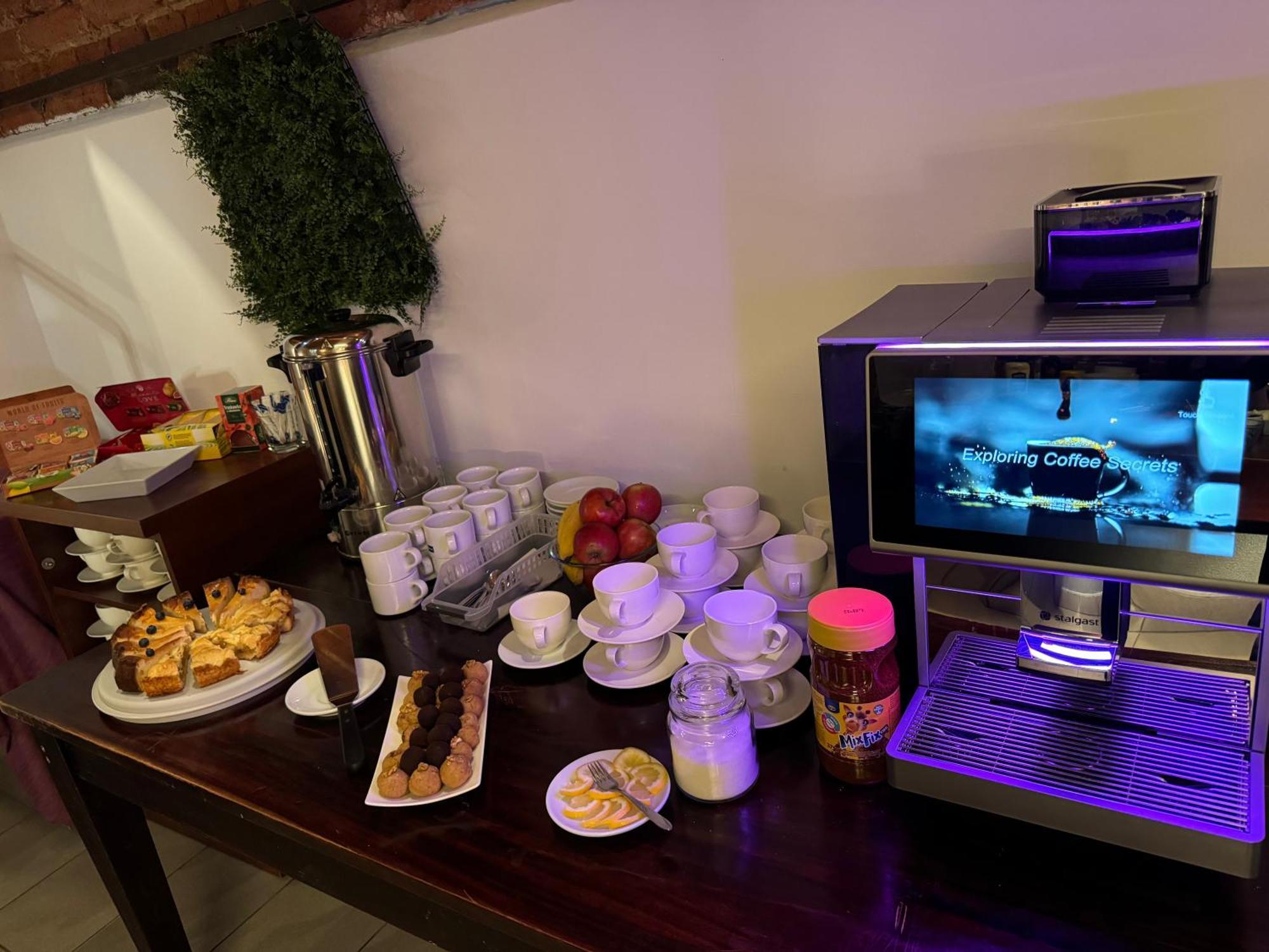 Iris Aparthotel Krakau Buitenkant foto