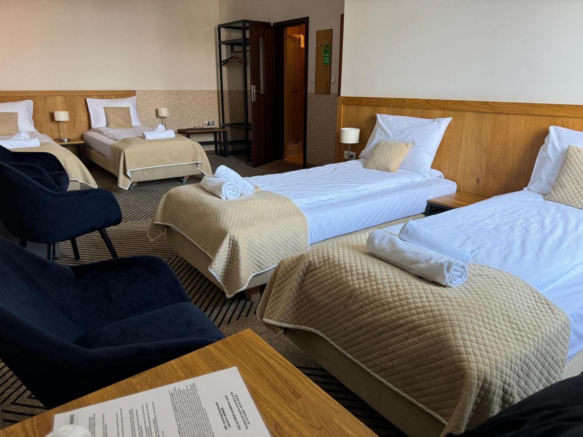 Iris Aparthotel Krakau Buitenkant foto