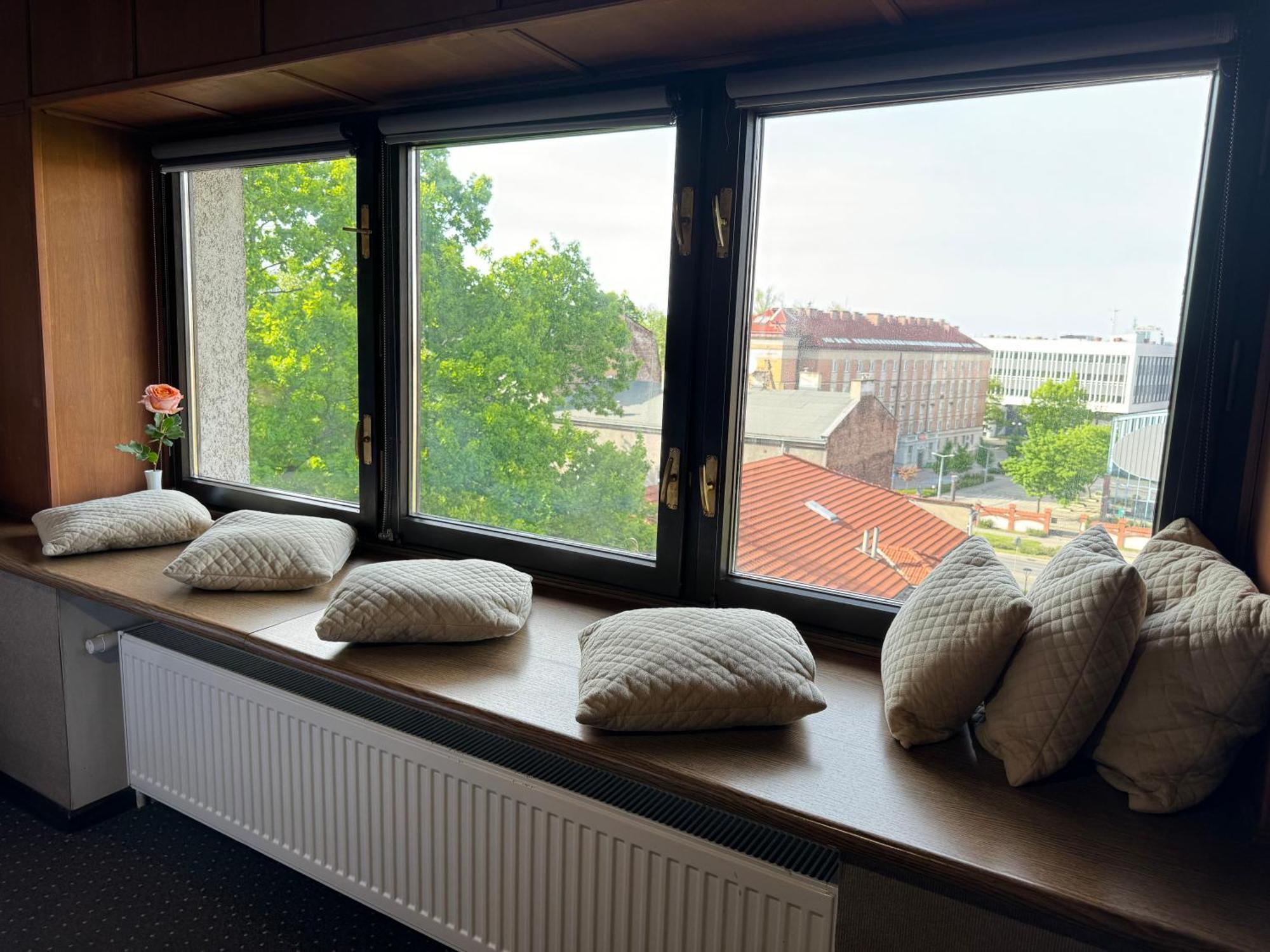 Iris Aparthotel Krakau Buitenkant foto