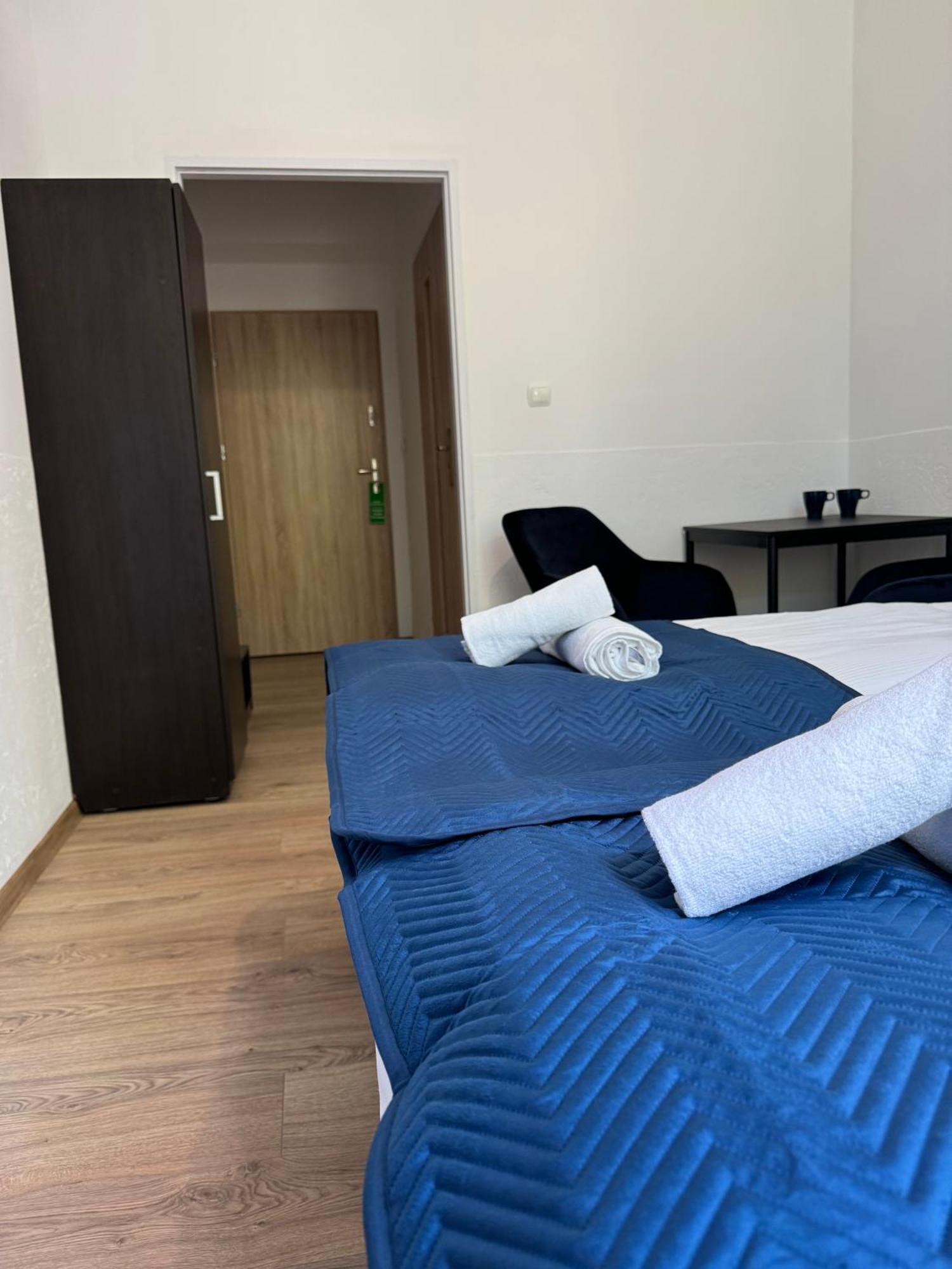 Iris Aparthotel Krakau Buitenkant foto